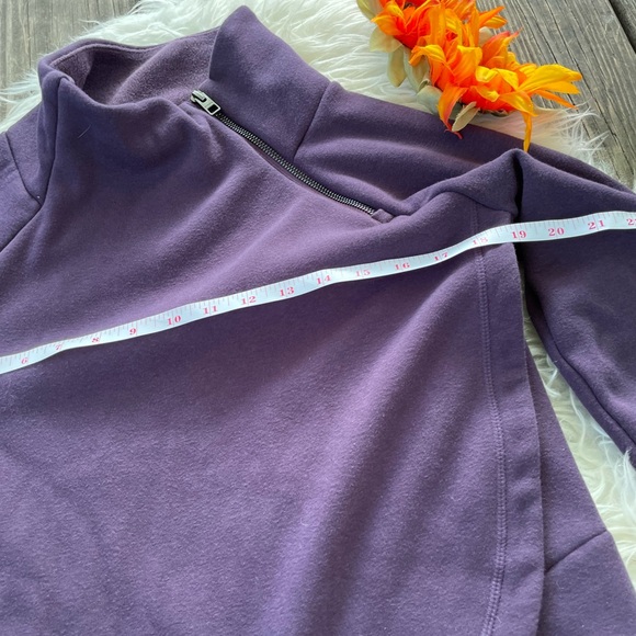 Excellent condition Athleta Karma fleece wrap sweater - Picture 8 of 12